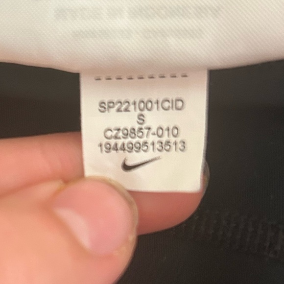 Black Nike Pros - Picture 3 of 3